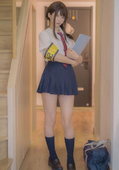 欧美打篮球的girl_1080高清完整版