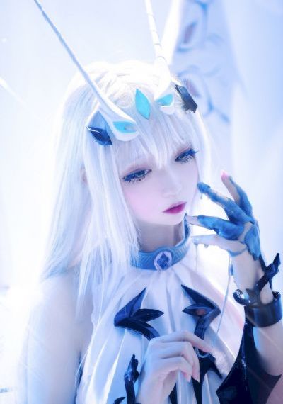 欧美美女叉叉_1080P电影完整版在线观看