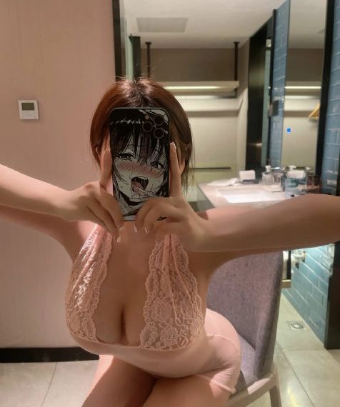 欧美西装街拍_午夜激情