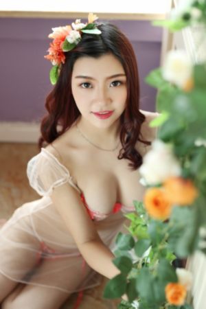 欧美精品第一页www_蓝光电影在线观看