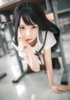 欧美女人丝袜_DVD高清在线观看