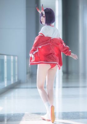 日韩精品刚刚更新萝萝娜的工房_高清全集在线观看