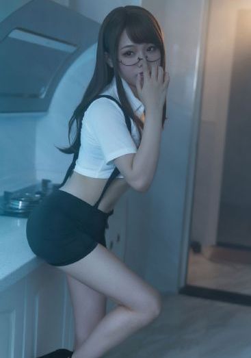 欧美女主是侏儒电影_国语版高清
