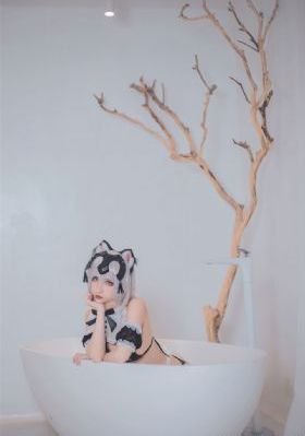 婷婷久久青草热一区二区_BD手机免费观看完整